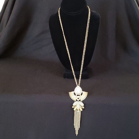 Beautiful Long Pendant Necklace Bold and Sparkly - Picture 3 of 7